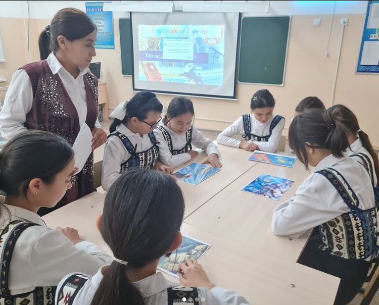 «Тәуелсіз елім-тірегім» тақырыбында сынып сағаты өтті.